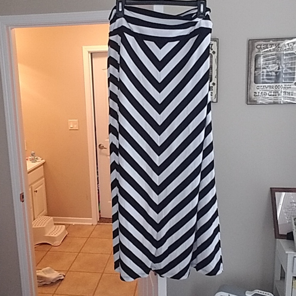 Black and white Chevron maxi  skirt